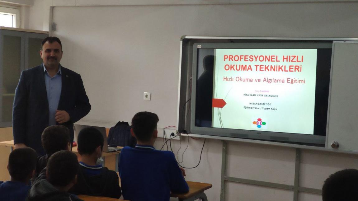 Eğitimci yazar ve hızlı okuma eğitmeni Hasan Basri Yiğit okulumuzda seminer verdi.